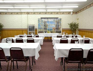 Elkins Inn And Suites Servizi foto